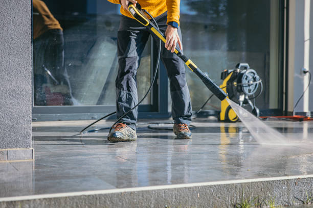 Best Post-Construction Pressure Washing  in Louisburg, KS